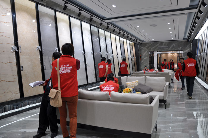 “一带一起  设计营销”，与O2O零售新模式携手，2017年，pg电子游戏将勇往直前，开拓新战！！