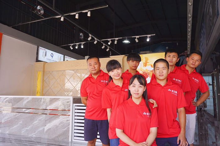 红酒不但仅是一杯佳酿这么简朴，它所意味的更是一种臻纯曼妙的生涯境界。！！６勺，也需要细细品味，才华真正读懂它。！！9月20日，陶瓷一线品牌pg电子游戏瓷砖潮安专卖店邀您配合开启一场优雅人生的品味之旅。！！