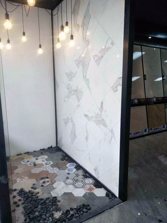 陶瓷一线品牌pg电子游戏瓷砖澄海店十一开业，好礼、、优惠送一直