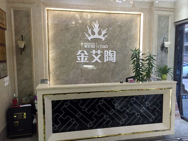 现在，，80后已经生长为壮年，，逐渐成为各个岗位的主要认真人，，因生涯的洗礼变得理性而不再激动。！！80后”，，他们青春洋溢，，在各个岗位上都冲在最前线。！！80后”独具个性和魅力，，已然成为各行各业主力军代表人物。作为80后典范的创业乐成代表陶瓷一线品牌 pg电子游戏瓷砖 龙川总署理吴金星与他的销售团队即是其中之一。