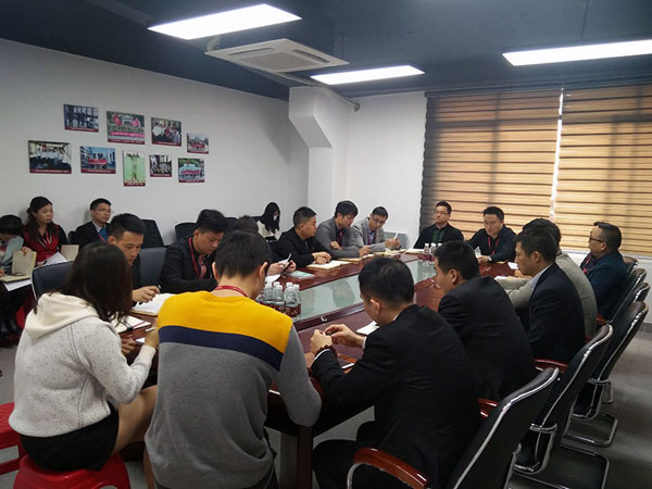 幸福是奋斗出来的！！！——pg电子游戏团队12月总结会