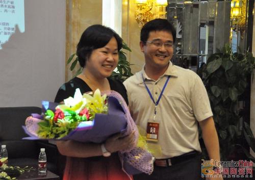 【媒体报道】中国陶瓷网：以爱之名：见证鈥溄裆袷澜鸢这