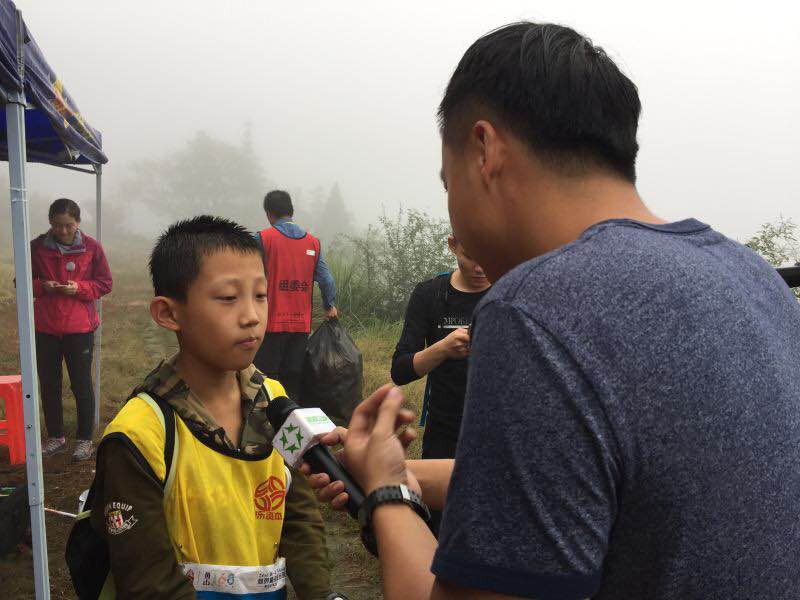 济南署理商携手山东大学 挑战“黄山168”