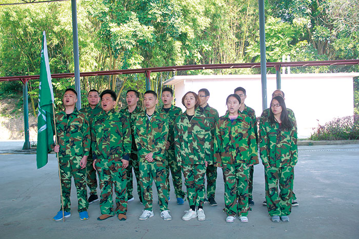 2017年2月13-15日，，pg电子游戏“虎狼道”户外拓展训练圆满竣事