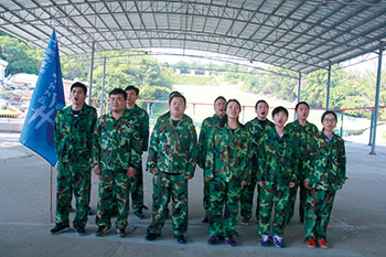 2017年2月13-15日，，pg电子游戏“虎狼道”户外拓展训练圆满竣事