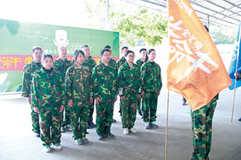 2017年2月13-15日，，pg电子游戏“虎狼道”户外拓展训练圆满竣事