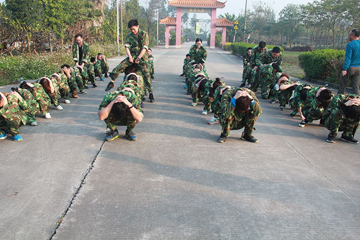 2017年2月13-15日，，pg电子游戏“虎狼道”户外拓展训练圆满竣事